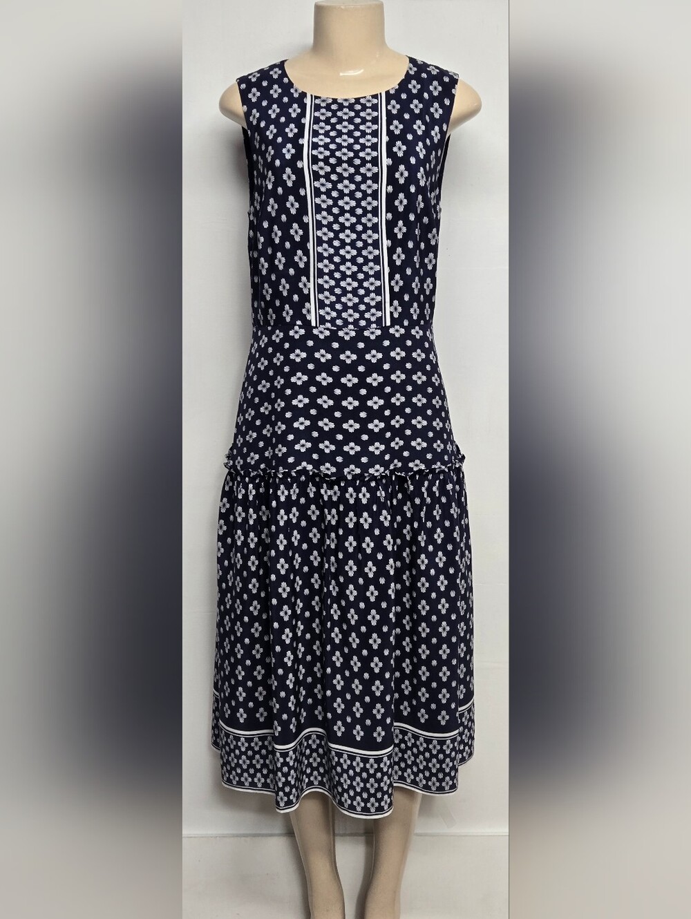 Draper James 8 Long Silk Dress Blue Floral Sleeveless Ruffle Rounded Neck